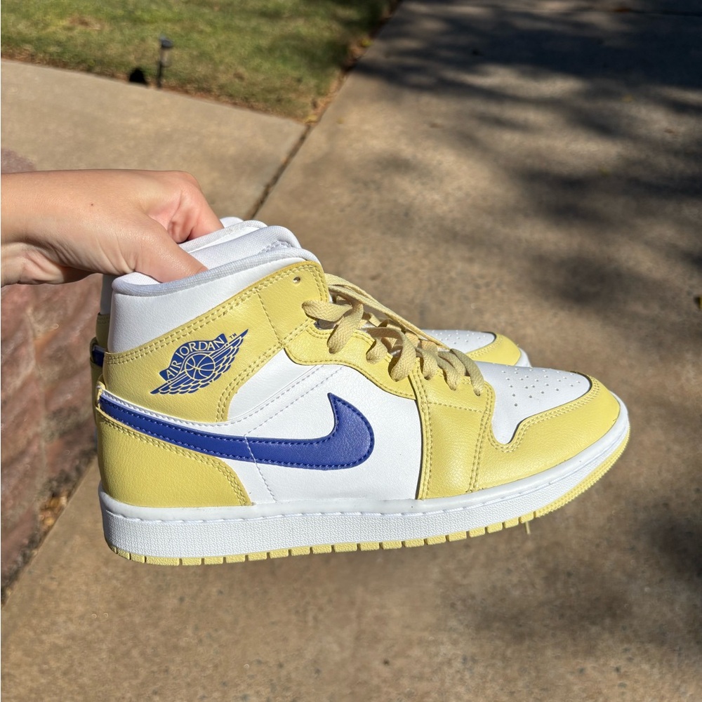 Jordan 1 Lemon Wash - Picture 2 of 3